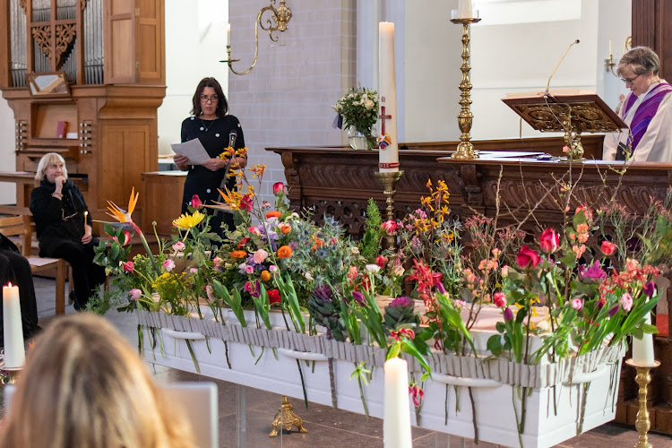 Geannet Nieboer Uitvaartbegeleiding in Utrecht | Uitvaartzorg | Vergelijk de beste bedrijven