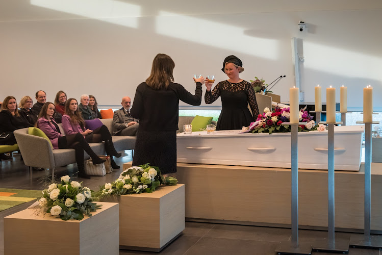 Gwendolyn Pieters Afscheidsfotografie in Vlissingen | Uitvaartbegeleider | Vergelijk de beste bedrijven