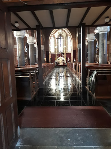 H. Hubertuskerk in Ooij | Uitvaartonderneming | Vergelijk aanbieders in de regio