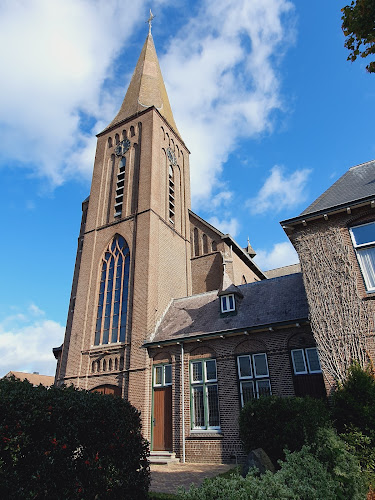 H. Marcellinuskerk in Broekland | Uitvaartonderneming | Vergelijk zorg & tarieven