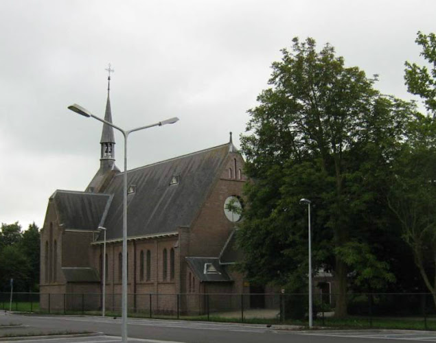H. Nicolaas van Tolentijn kerk in Witmarsum | Uitvaartverzorger | Uw zorggids in de regio