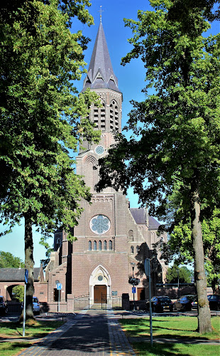 Heilige Clemenskerk in Nuenen | Uitvaartonderneming | Keuzehulp uitvaartzorg
