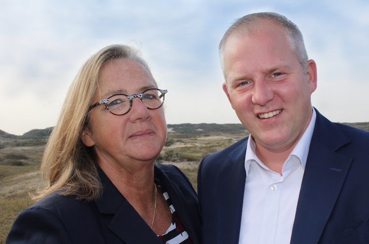 Het Uitvaarthuys in Noordwijkerhout | Uitvaartzorg | Vergelijk tarieven