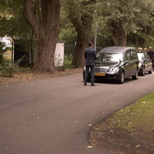 Hindoe Uitvaart in Capelle aan den IJssel | Uitvaartonderneming | Wij helpen u kiezen