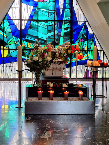 Ilya uitvaartzorg Arnhem | Uitvaartbegeleider | Transparante tarieven