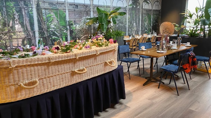 Infinity Uitvaartzorg in Zoetermeer | Uitvaartonderneming | Transparante tarieven