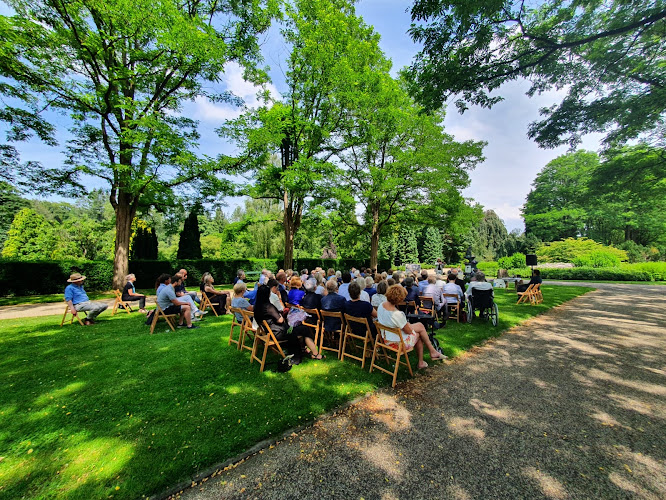 Ingrid Berns Uitvaart- & Nazorg in Elst | Uitvaartverzorger | Vergelijk zorg & tarieven