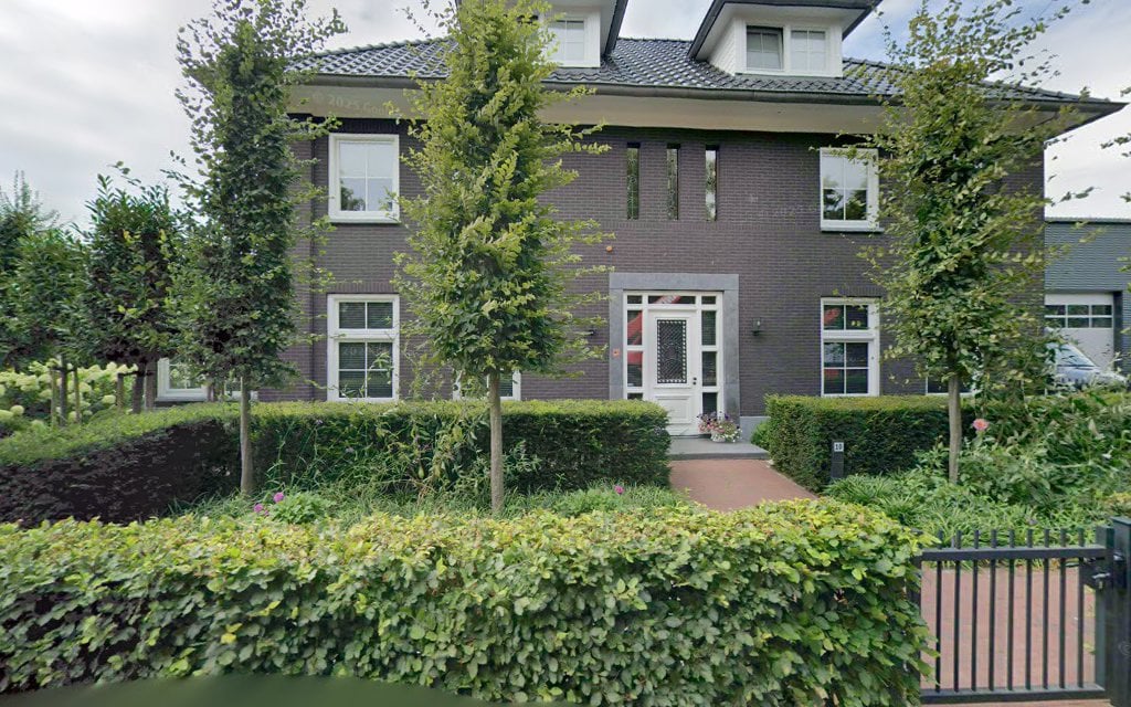 Janine bij afscheid in Marum | Uitvaartbegeleider | Vergelijk eerlijk