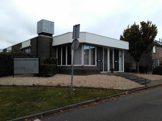 Jannie Hulsbergen Uitvaartverzorging in Bergen op Zoom | Uitvaartonderneming | Uw keuzehulp