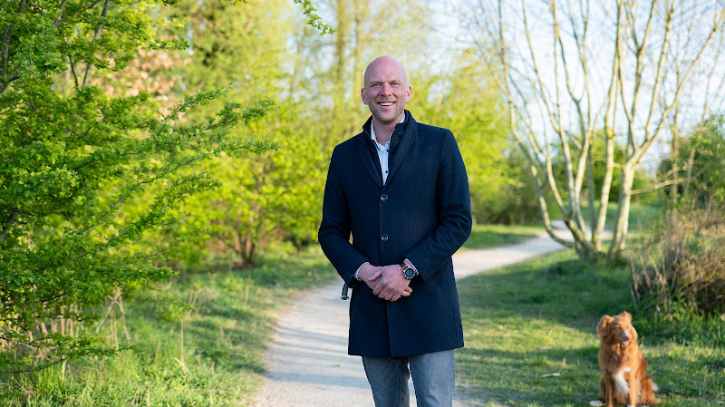 Jerry Hooghiemstra Uitvaart en Afscheid in Utrecht | Uitvaartbegeleider | Bespaar door transparantie