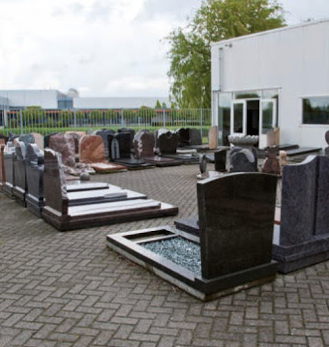 Kampers grafmonumenten in Oud-Beijerland | Uitvaartverzorger | Uw keuzehulp