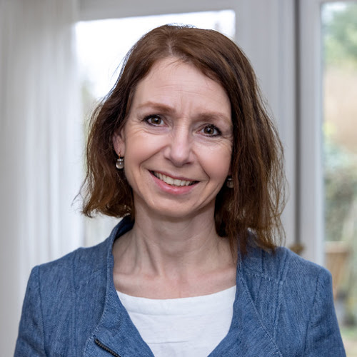 Karin van der Molen Uitvaartverzorging in Berg en Dal | Uitvaartonderneming | Transparante dienstverlening