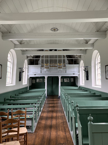 Kerk van Sandfirden | Uitvaartonderneming | Vind passende begeleiding