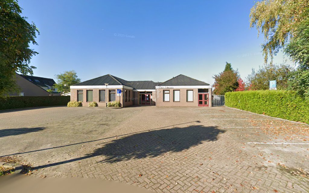 Kerkelijk Centrum Bruchem | Uitvaartbegeleider | Eerlijk en transparant