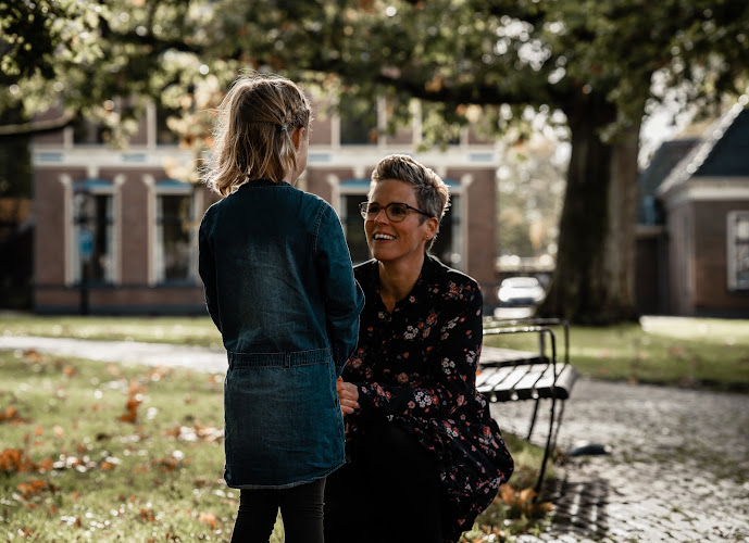 Kirsten Boerema Uitvaartverzorging in Westerbork | Uitvaartbegeleider | Vergelijk eerlijk