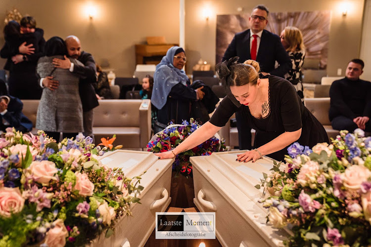 Laatste Moment Afscheidsfotografie in Maarssen | Uitvaartbegeleider | Uw gids voor uitvaarten