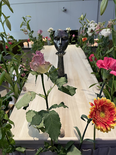 Mandala Uitvaartbegeleiding in Naarden | Uitvaartbegeleider | Wij helpen u kiezen