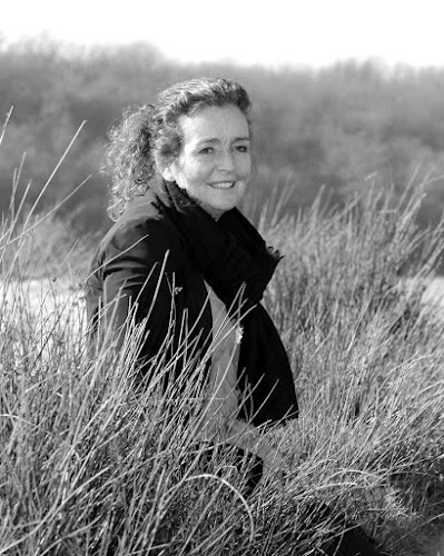 Manon Snoeker - Persoonlijke uitvaartbegeleiding in Hoogeveen | Uitvaartzorg | Eerlijk en transparant