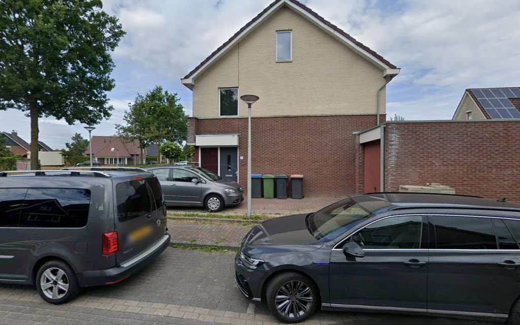 Marloes Uitvaartbegeleiding in Enschede | Uitvaartzorg | Vergelijk en bespaar