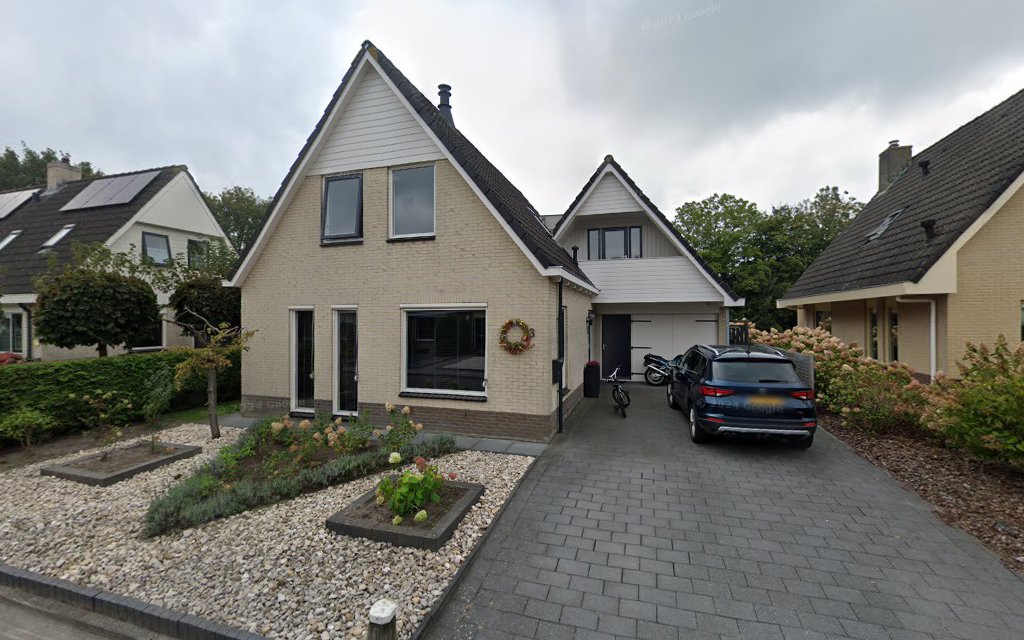 Mei Leafde Uitvaartzorg Sanne van der Woude in Raerd | Afscheidsbegeleider | Vergelijk aanbieders in de regio