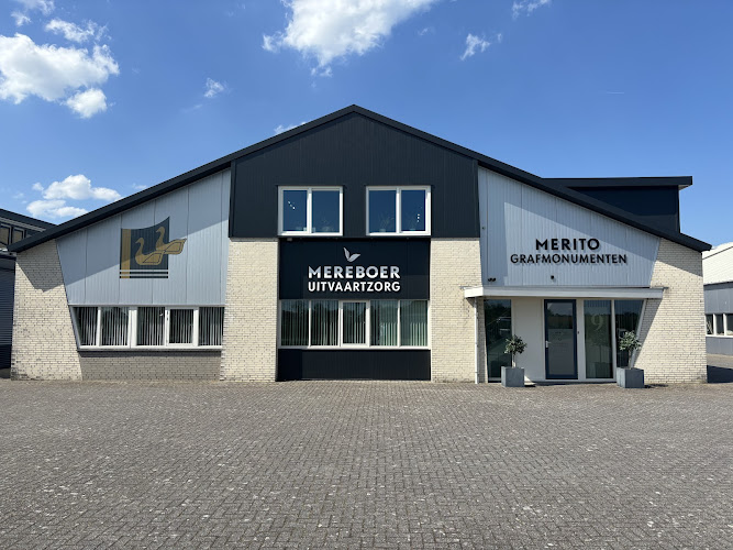 Mereboer Uitvaartzorg in Hippolytushoef | Afscheidsbegeleider | Wij helpen u kiezen