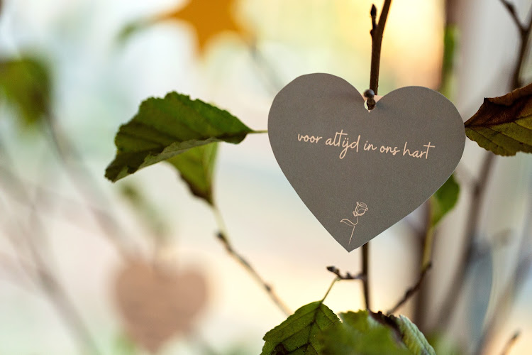 Met Annegrit - Ritueelbegeleider bij afscheid in Groenlo | Uitvaartzorg | Wij helpen u kiezen