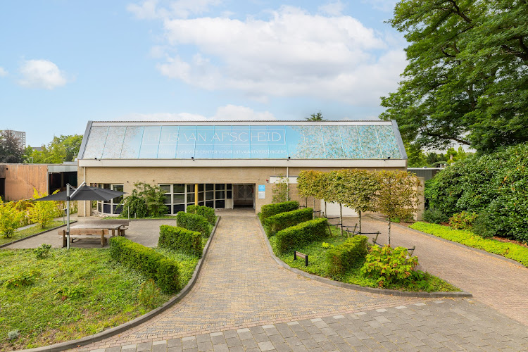 Monuta Breda Uitvaartcentrum | Afscheidsbegeleider | Wij helpen u kiezen