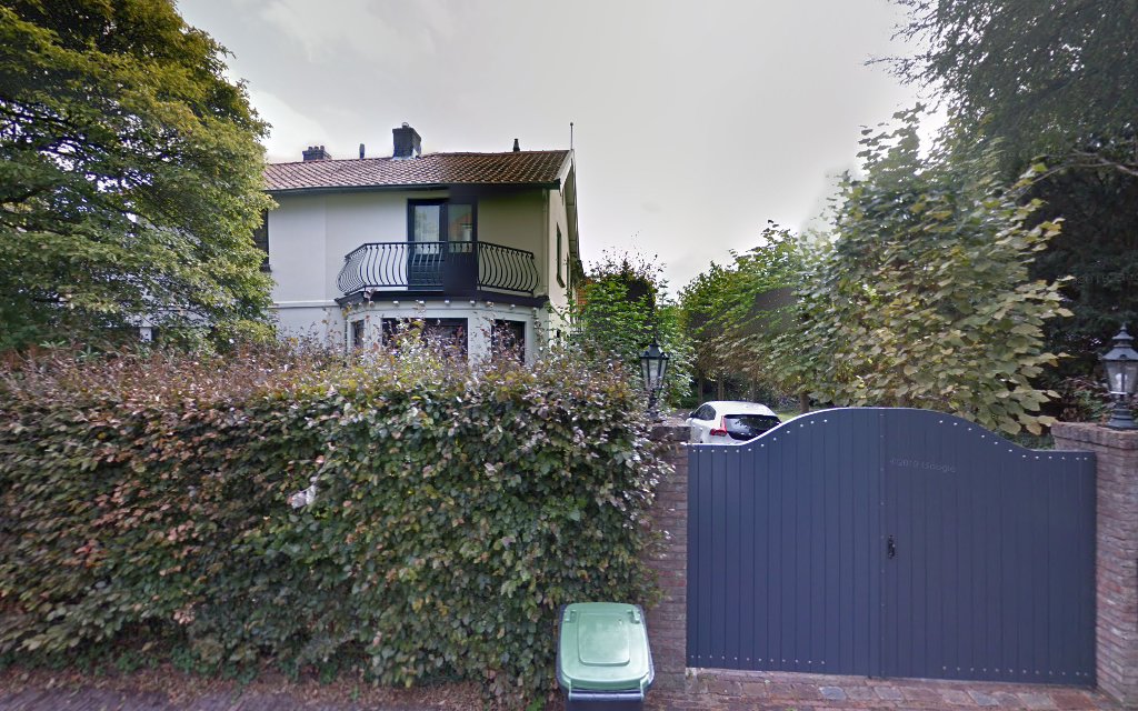 Monuta Ellen Spierenburg Baarn Uitvaartcentrum | Uitvaartzorg | Bespaar door transparantie