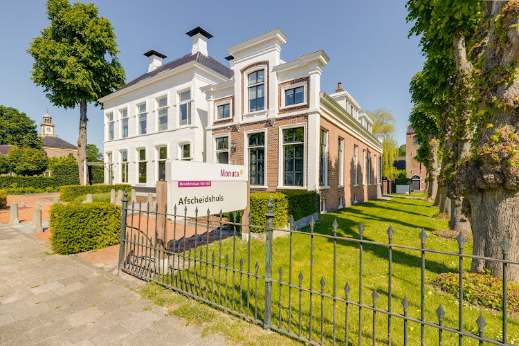 Monuta Hoogezand-Sappemeer Uitvaartcentrum | Uitvaartzorg | Vergelijk tarieven