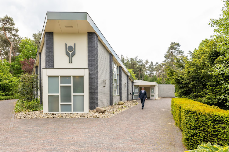 Monuta Nunspeet Uitvaartcentrum | Uitvaartbegeleider | Transparant en eerlijk