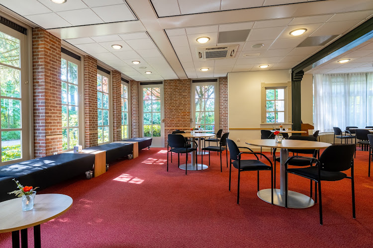 Monuta Vaassen Uitvaartcentrum | Uitvaartbegeleider | Vergelijk zorg & tarieven