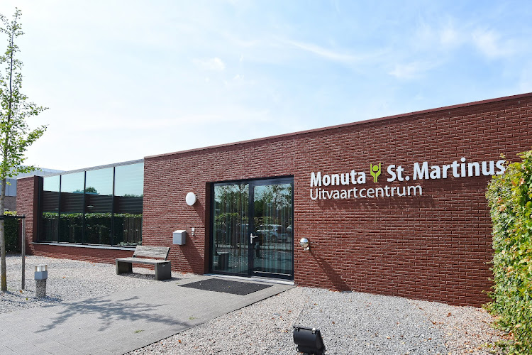 Monuta Venlo Uitvaartcentrum | Uitvaartonderneming | Eerlijk en transparant