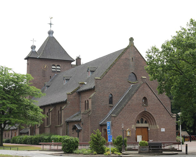 O. L.Vrouw ten Hemelopneming in Mariënheem | Begraafplaats | Onafhankelijk vergelijker