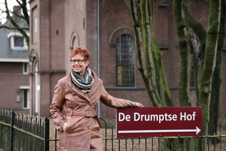 Oleander Uitvaartzorg in Lienden | Uitvaartverzorger | Transparante tarieven