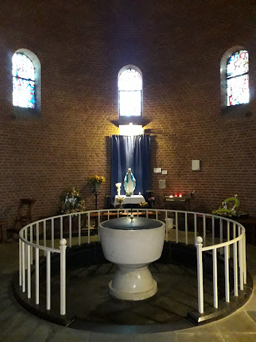 Olv Hemelvaart Kerk in Raamsdonksveer | Uitvaartzorg | Uw gids voor uitvaarten