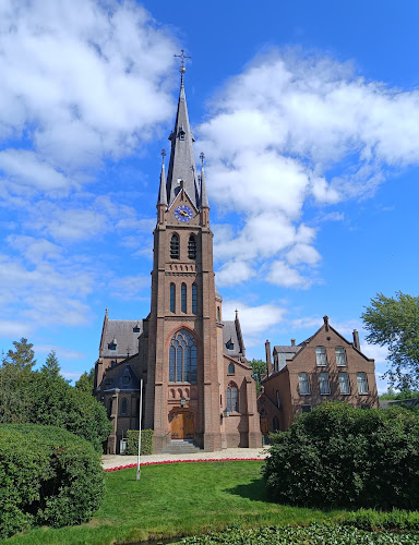 Olv Hemelvaartkerk in Nederhorst den Berg | Uitvaartcentrum | Vergelijk tarieven