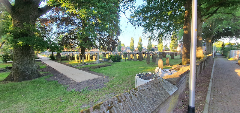 Oude Begraafplaats in Rijssen | Uitvaartzorg | Vergelijk tarieven