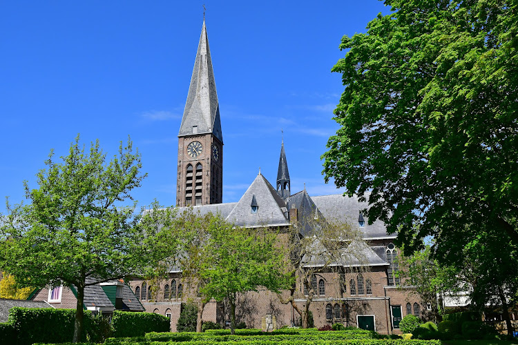 Parochie van de Heilige Nicolaas in Lutjebroek | Uitvaartverzorger | Uw gids voor uitvaarten