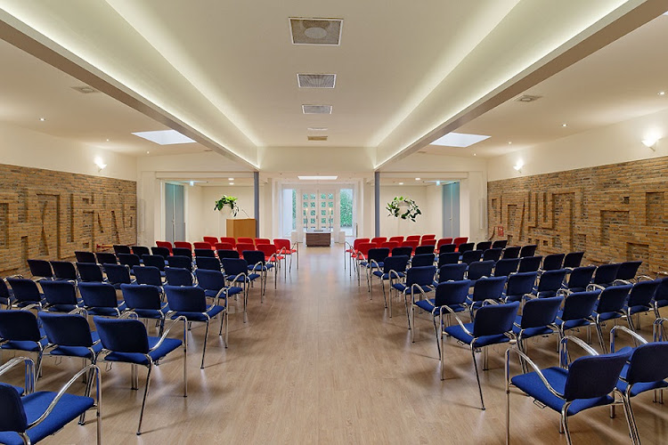 Pc Uitvaart - Crematorium en Uitvaartcentrum in Hoorn | Uitvaartbegeleider | Onafhankelijk vergelijker