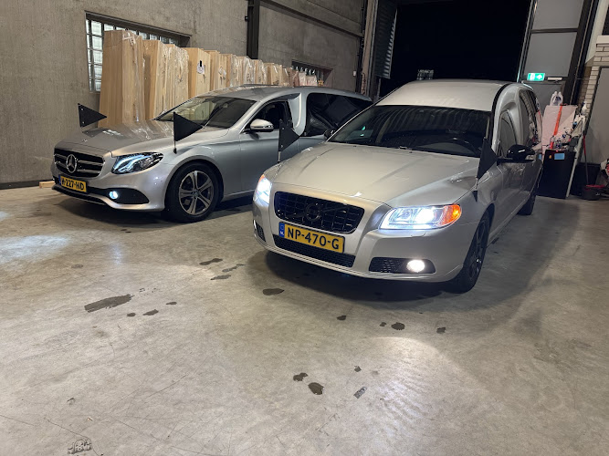 Postmortale Zorg Remco Hol -Pmz Rh in Geldermalsen | Uitvaartzorg | Vind de beste uitvaartondernemer