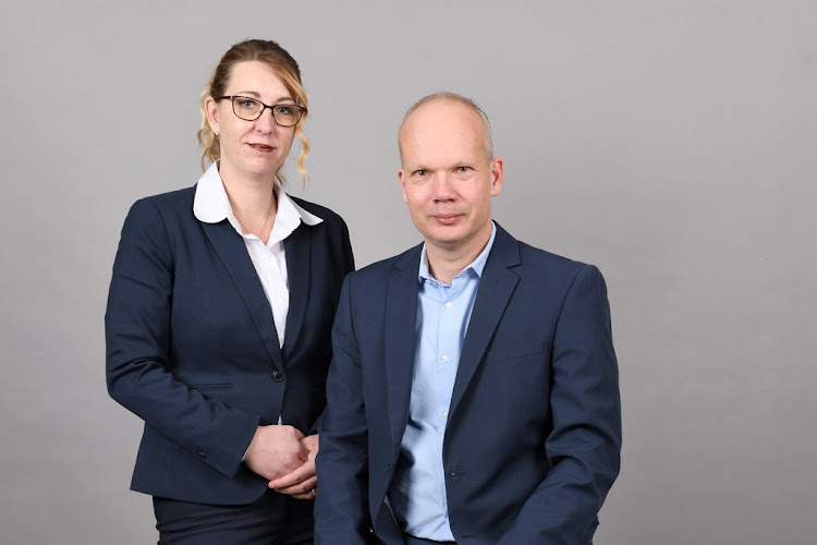 Present Uitvaartzorg in Zwijndrecht | Uitvaartonderneming | Transparant en eerlijk