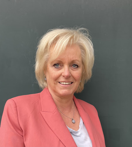 Puur Uitvaartbegeleiding in Nootdorp | Uitvaartonderneming | Vergelijk tarieven