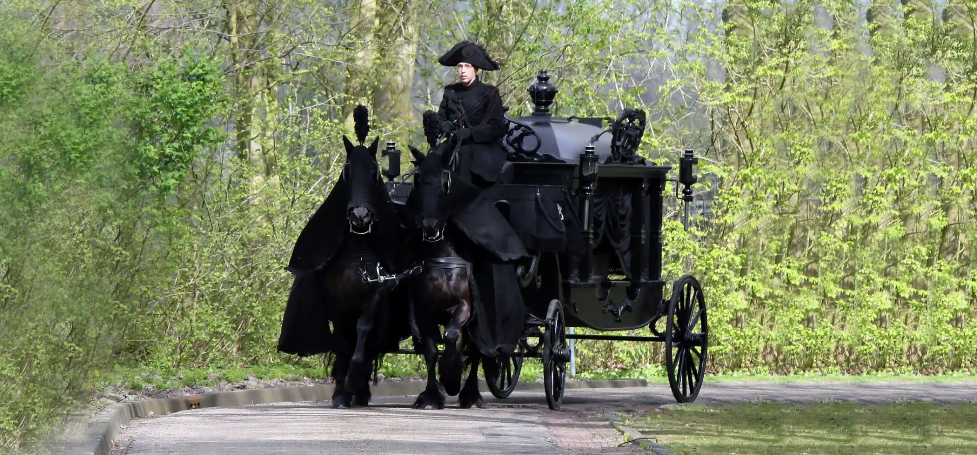 Reiny Van der Vegt in Hurdegaryp | Uitvaartverzorger | Wij helpen u kiezen