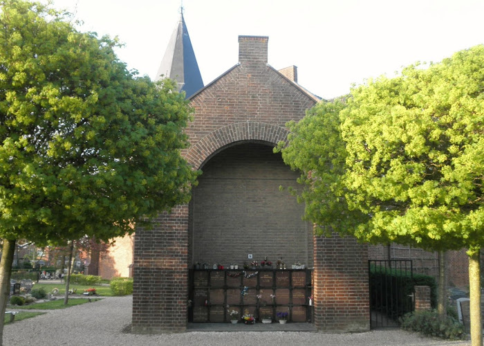 R.K. Begraafplaats De Meern in Utrecht | Uitvaartonderneming | Vind passende begeleiding