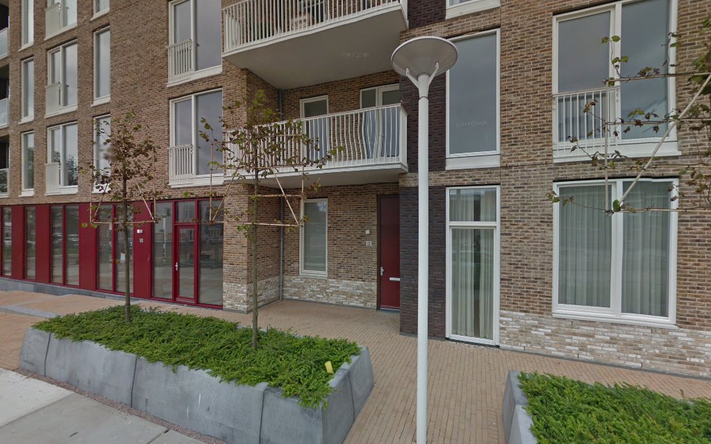 Roland Dam Uitvaartbegeleiding in Zandvoort | Uitvaartzorg | Transparant en eerlijk