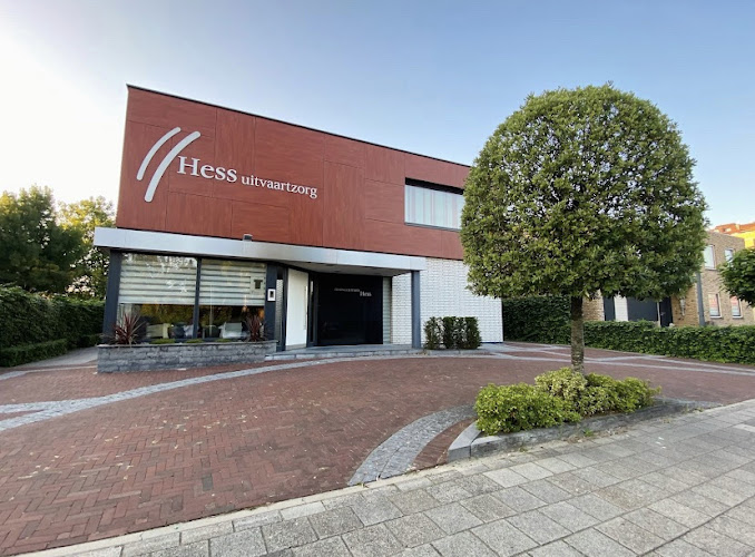 Rouwcentrum Hess in Capelle aan den IJssel | Uitvaartonderneming | Bespaar door transparantie