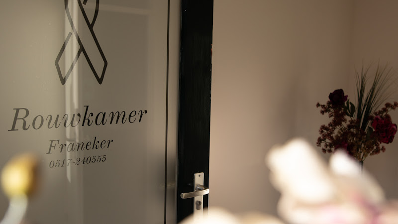 Rouwkamer Franeker - Manning Uitvaartzorg | Uitvaartcentrum | Vind passende begeleiding
