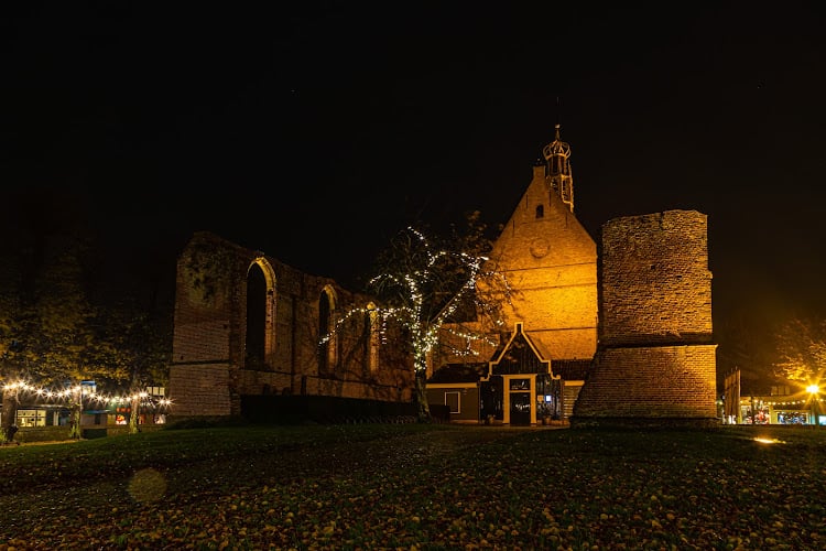 Ruïnekerk in Bergen (NH) | Uitvaartonderneming | Vind de beste uitvaartondernemer