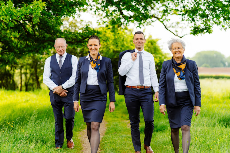 Schuren Uitvaartzorg in Linne | Uitvaartverzorger | Vergelijk tarieven