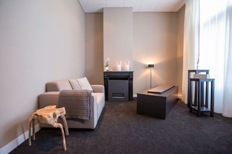 Siebrand Uitvaartbegeleiding in Kampen | Uitvaartzorg | Wij helpen u kiezen